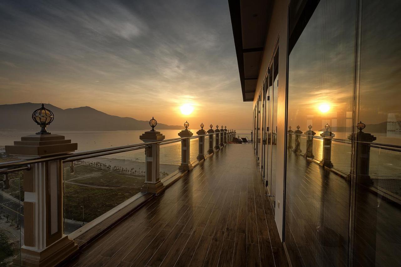 7 Seven Sea Hotel Дананг Екстер'єр фото