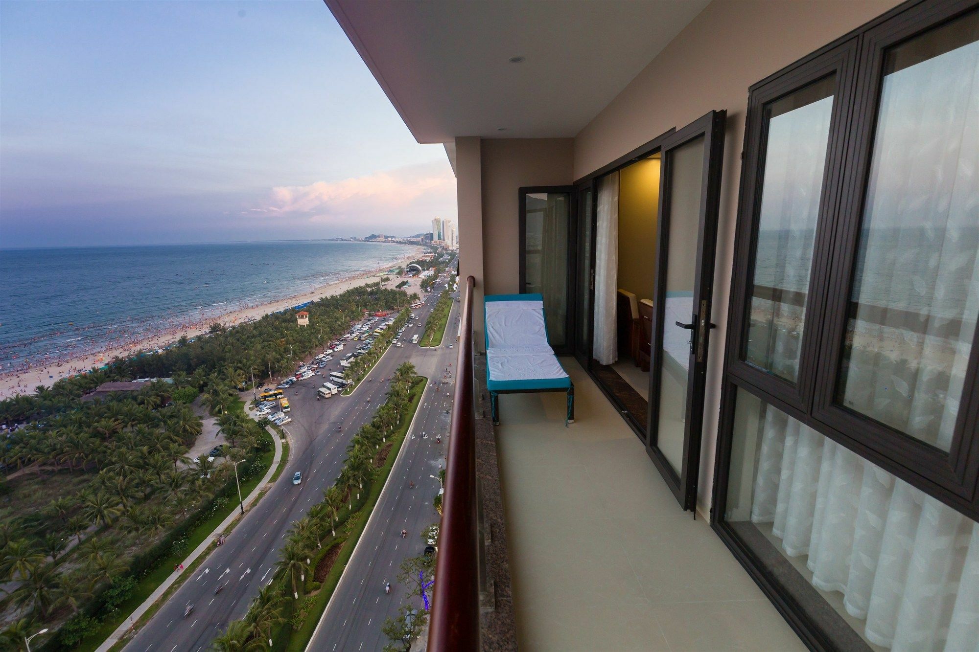 7 Seven Sea Hotel Дананг Екстер'єр фото